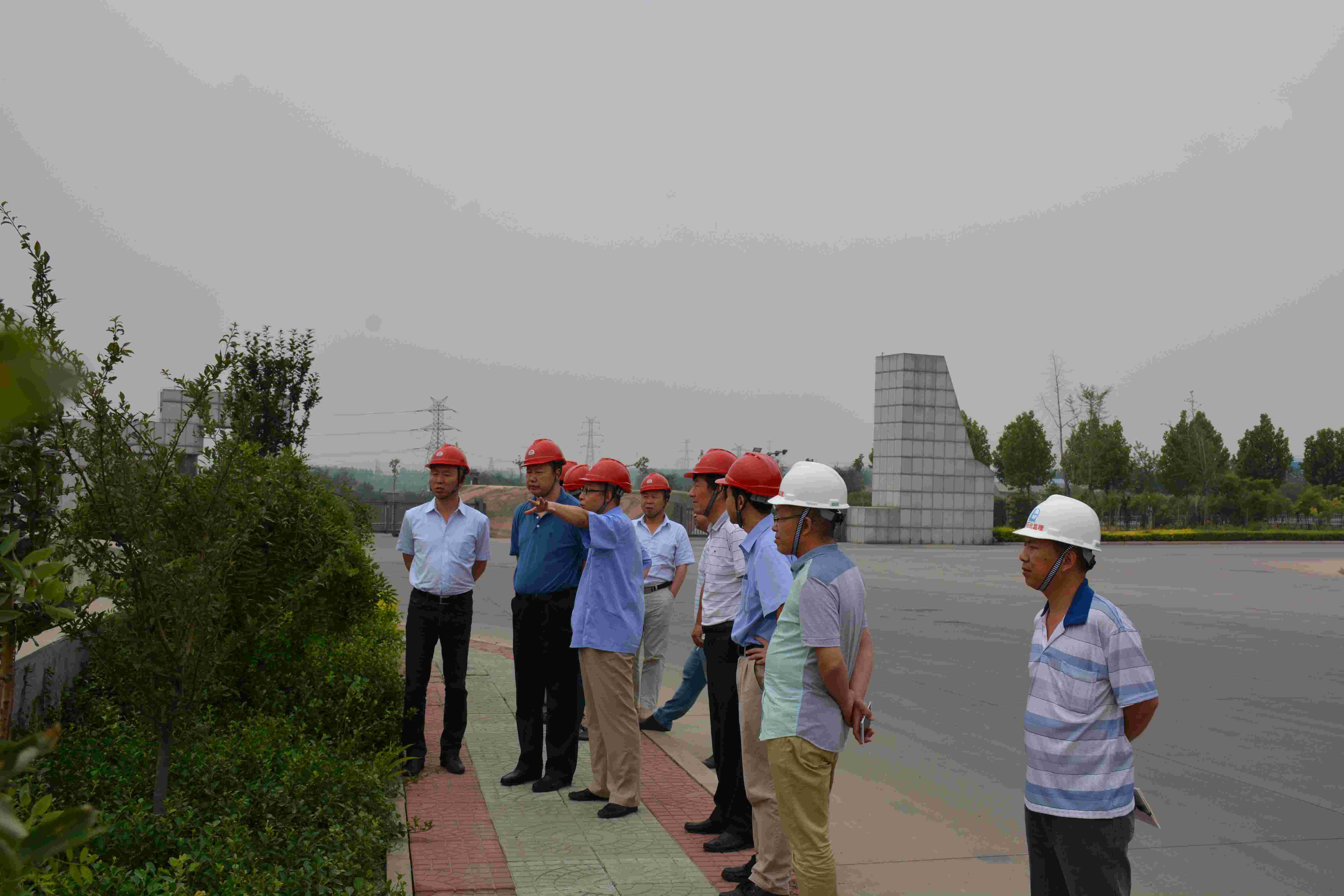 中石化管道儲運(yùn)有限公司儀長復(fù)線項目部到山東勝利實(shí)地考察
