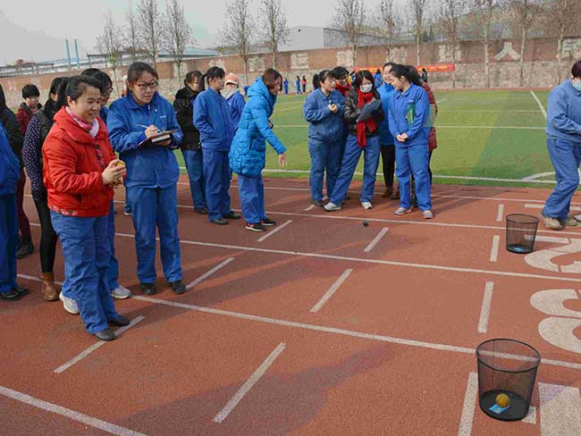 工會(huì)組織慶?！叭恕眿D女節(jié)活動(dòng)